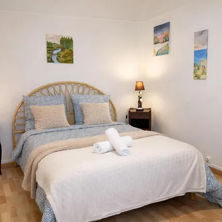 Maison Entiere Pour 4 Personnes Avec Parking Proche Centre *